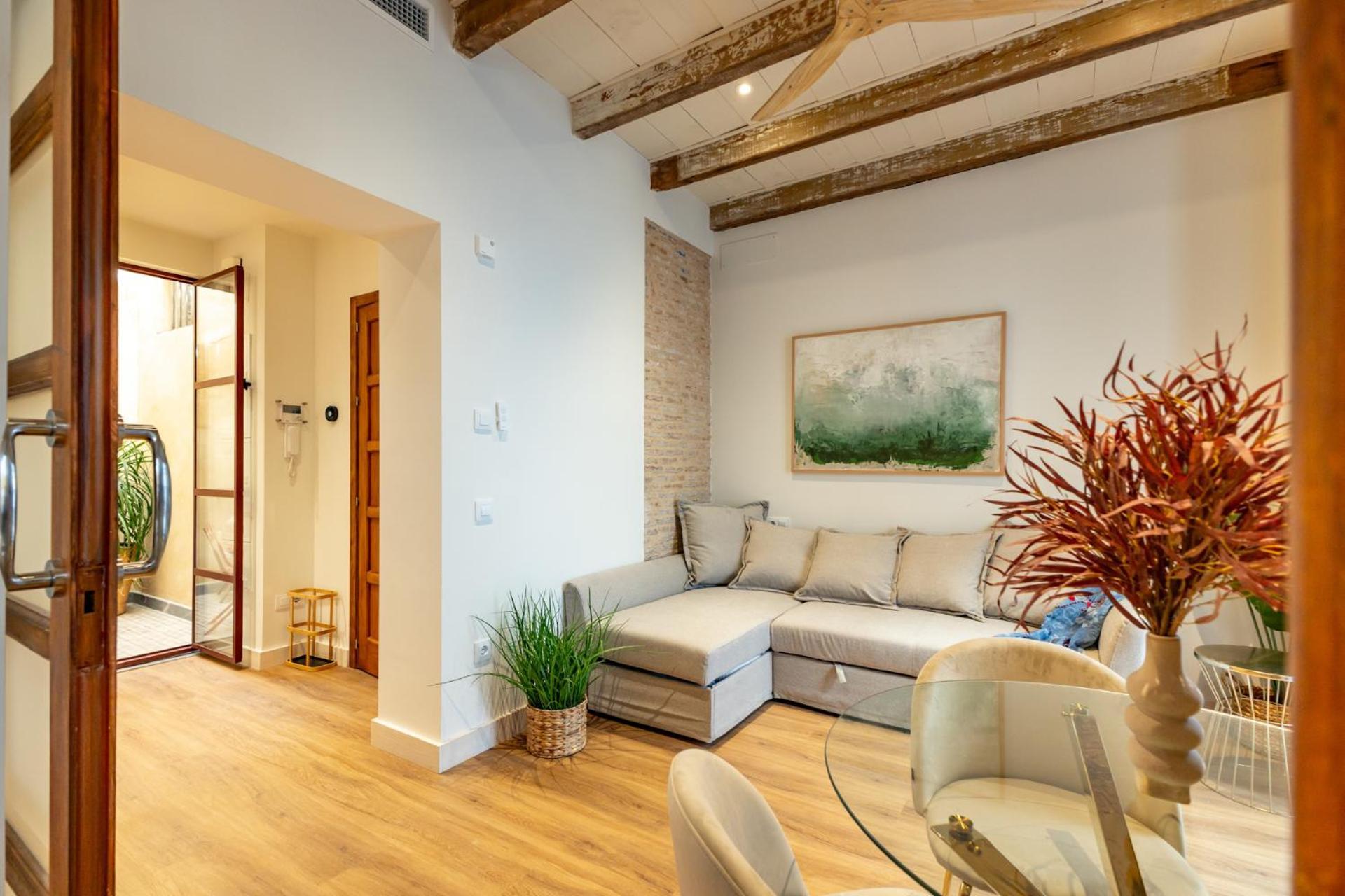 Encantador A Un Paso De La Catedral Apartamento